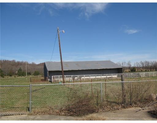 17759 Lawson Rd, Siloam Springs, AR 72761 - photo 1