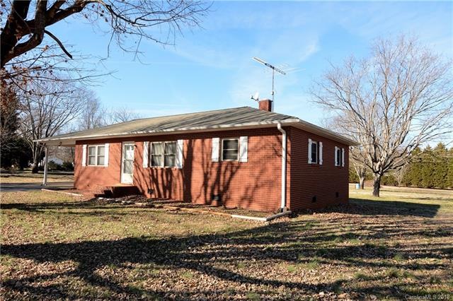 317 Nixon Rd, Statesville, NC 28625 - photo 1