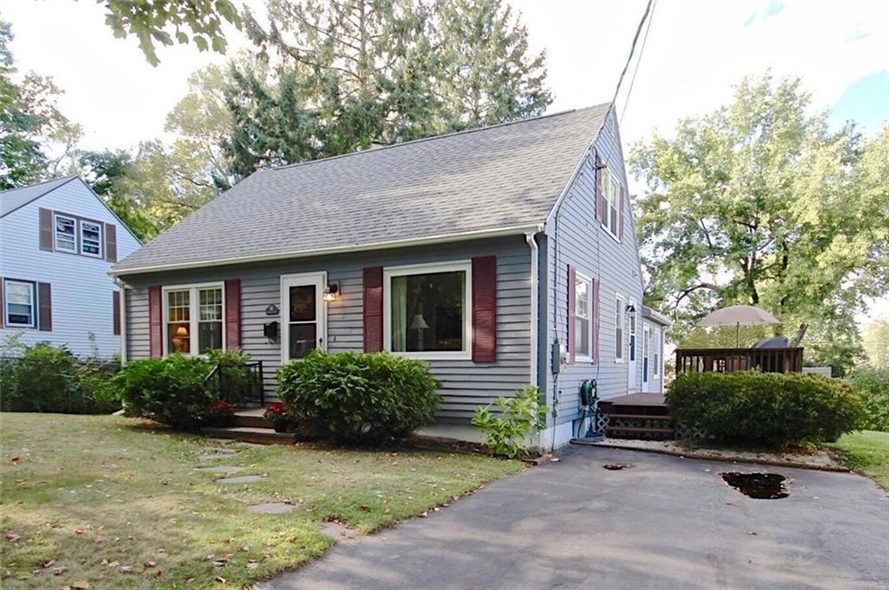 Welcome to 81 Longfellow Street in...