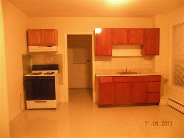 69 Pine St, Stoneham, MA 02180 - photo 1