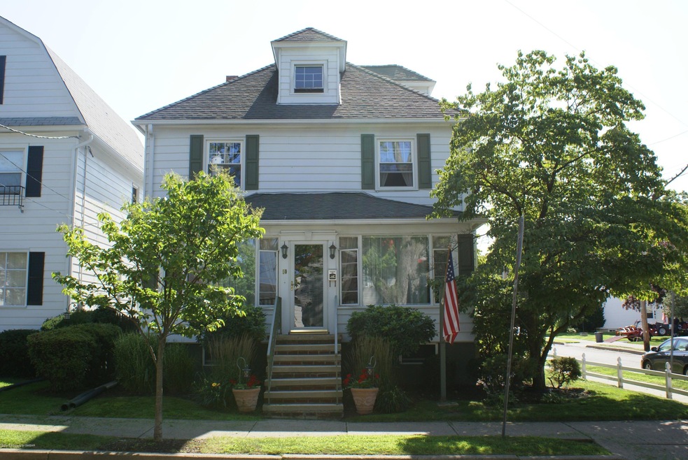 50 Snowden St, Kingston, PA 18704 - photo 1