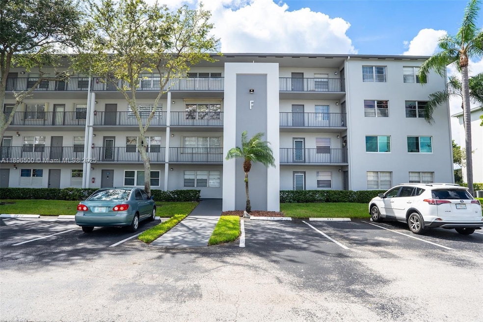 400 SW 134th Way unit 107F, Pembroke Pines, FL 33027 - photo 1