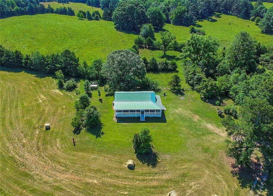 121 Dickard Rd, Walhalla, SC 29691 - photo 1