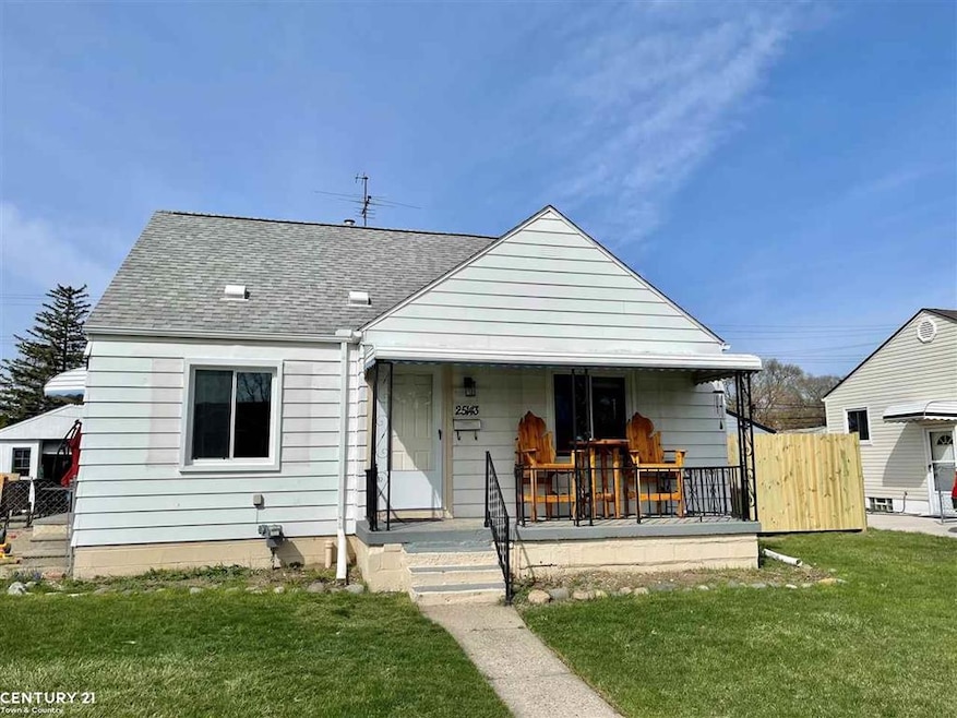 25143 Lehner St, Roseville, MI 48066 - photo 1