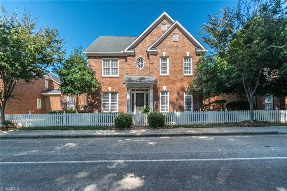 21 Thimbleberry Square, Greensboro, NC 27455 - photo 1