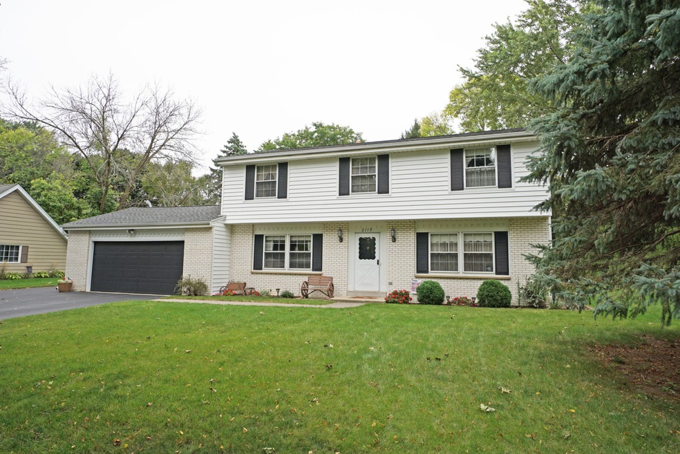 2119 Melody Ln, Waukesha, WI 53186 - photo 1