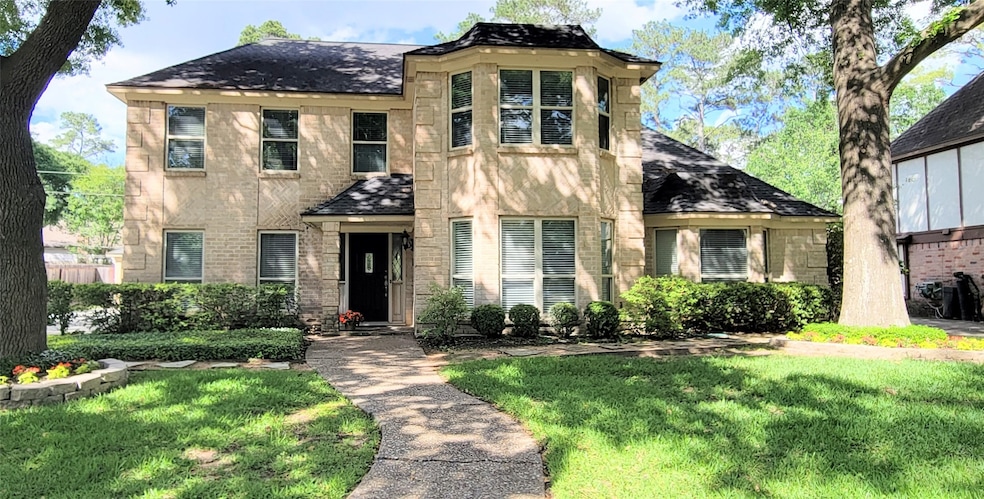 Beautiful 4 bedroom, 2.5 bath home with pool and 3 car garage!