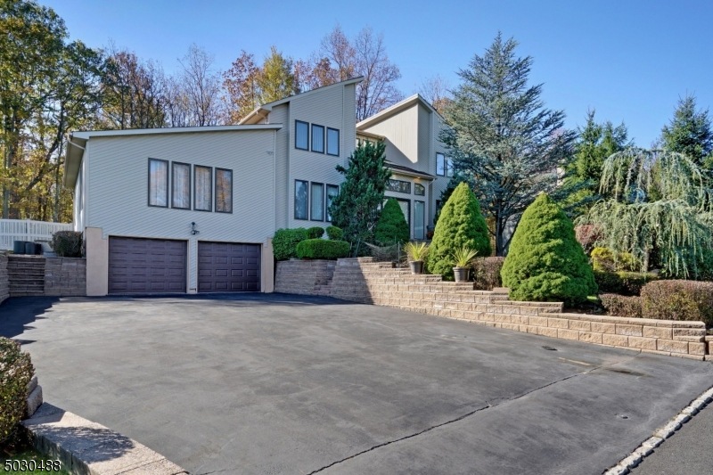 28 Emerson Rd, Morris Plains, NJ 07950 - photo 1