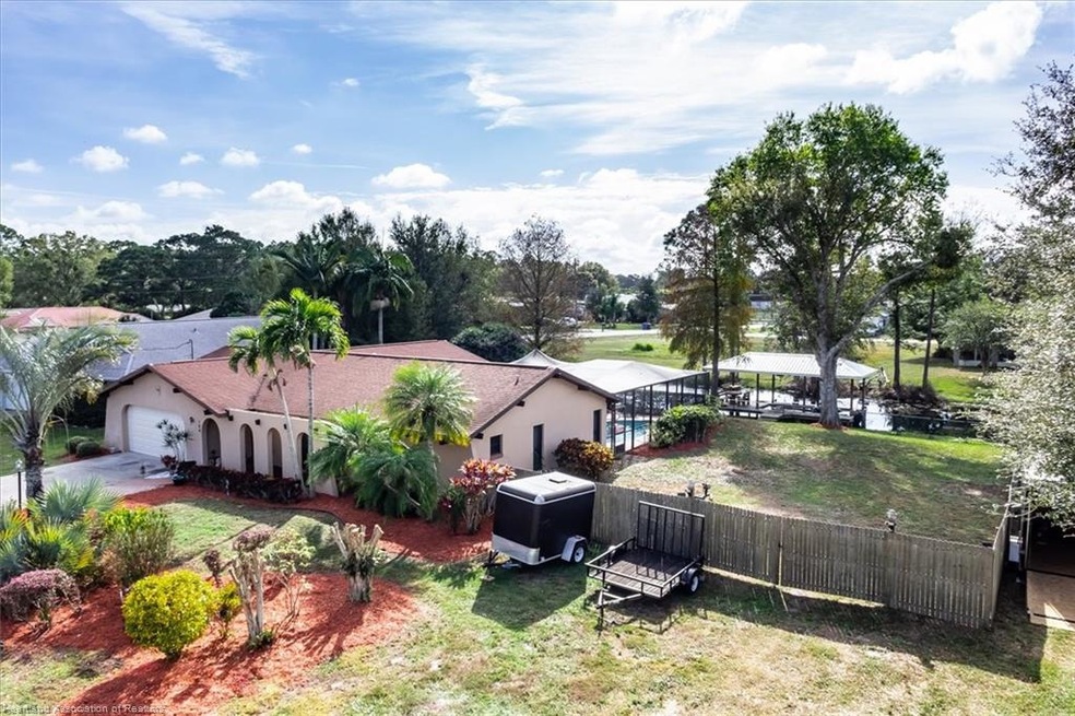 104 Honeysuckle Ln, Lake Placid, FL 33852 - photo 1