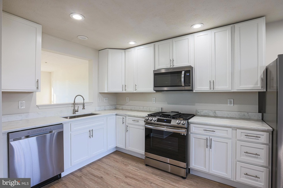 9806 Decatur Rd, Middle River, MD 21220 - photo 1