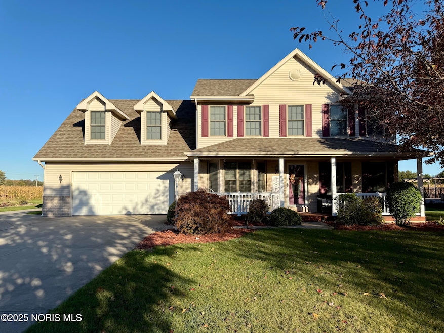 810 Greenview Ave, Delta, OH 43515 - photo 1