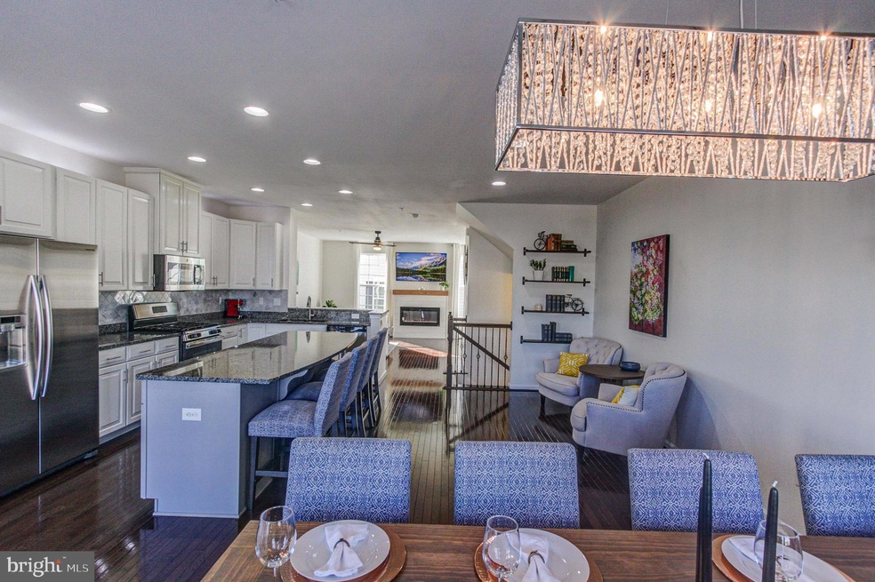 645 Washington Square, Spring City, PA 19475 - photo 1