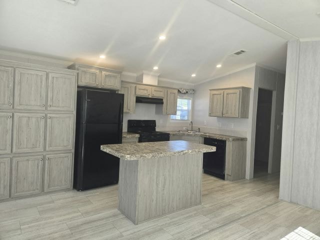 1123 Walt Williams Rd unit 30, Lakeland, FL 33809 - photo 1