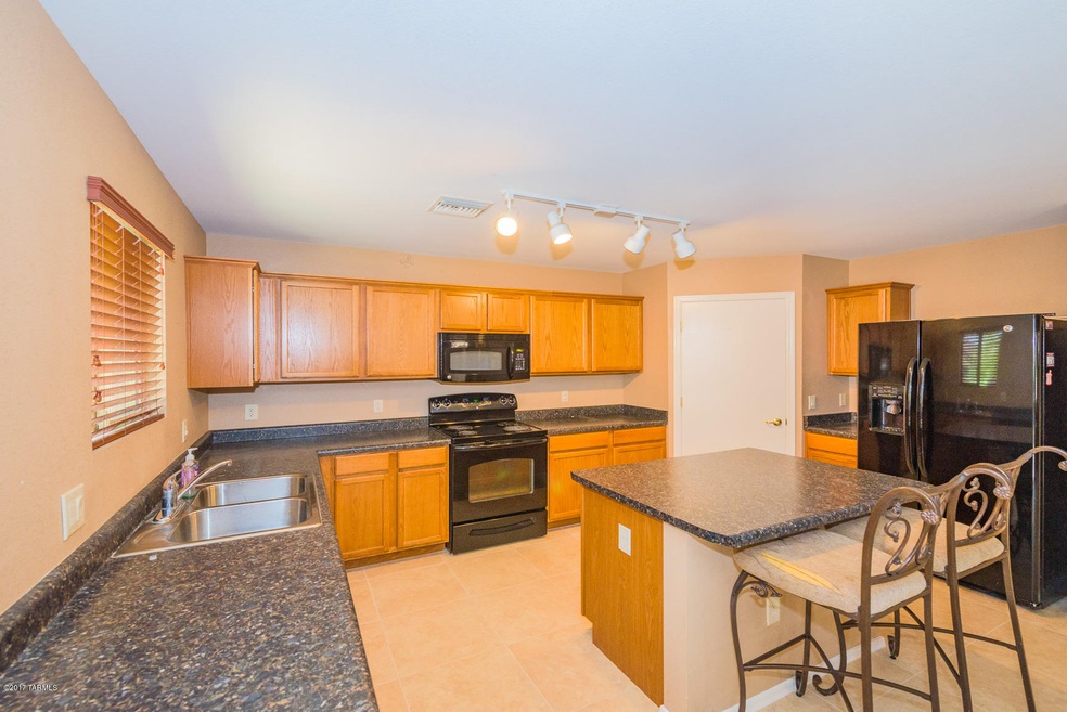 012 - 4021 E. Lushfield Drive