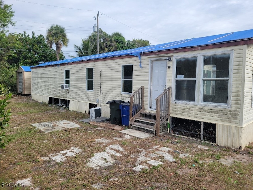 12040 Live Oak Dr, Fort Myers, FL 33908 - photo 1