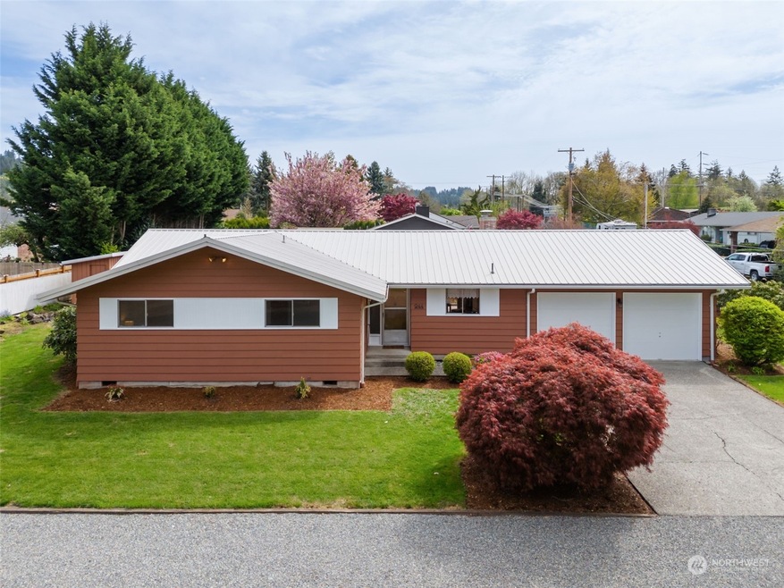 944 SW 17th St, Chehalis, WA 98532 - photo 1