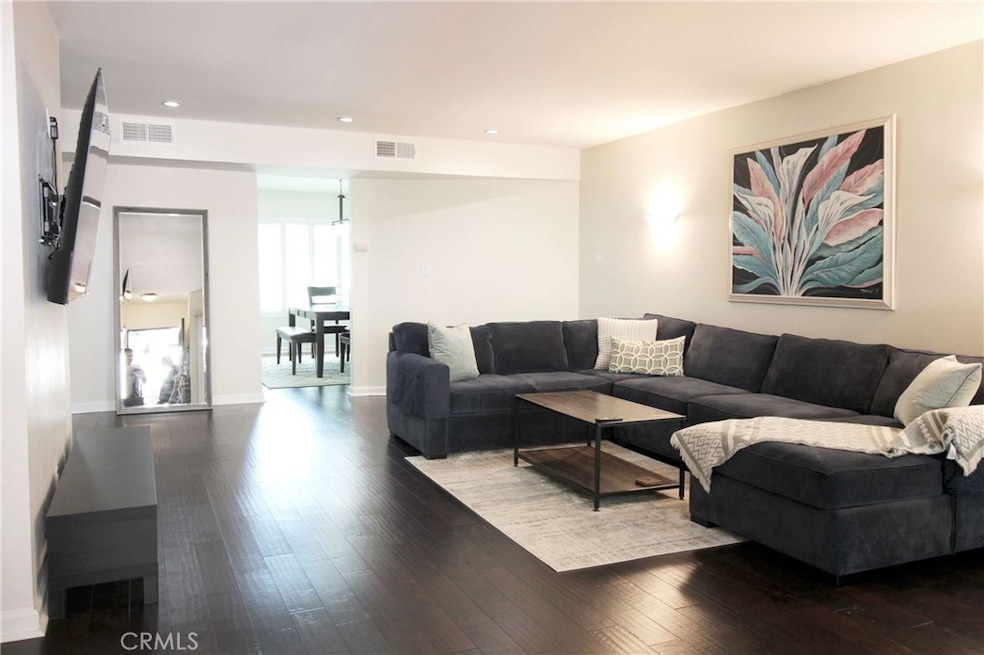 5404 Quakertown Ave unit 1, Woodland Hills, CA 91364 - photo 1