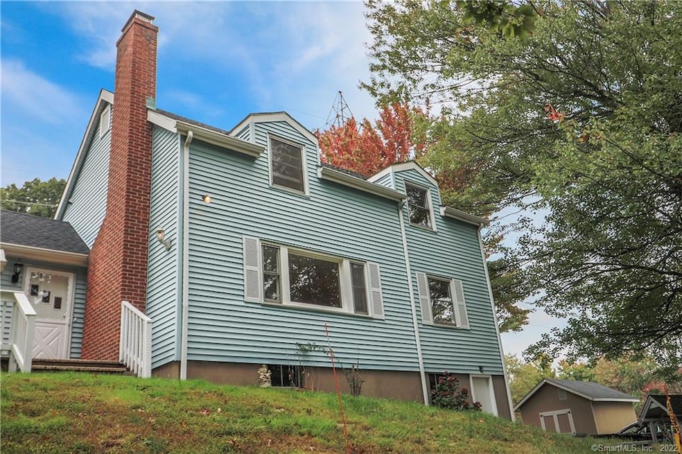 312 W Cedar St, Norwalk, CT 06854 - photo 1