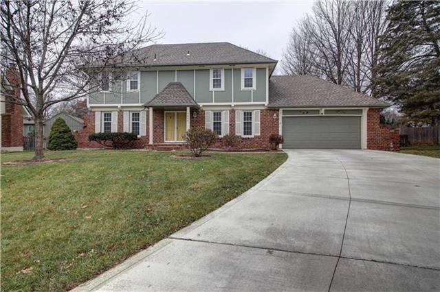 7906 Westgate Dr, Lenexa, KS 66215 - photo 1