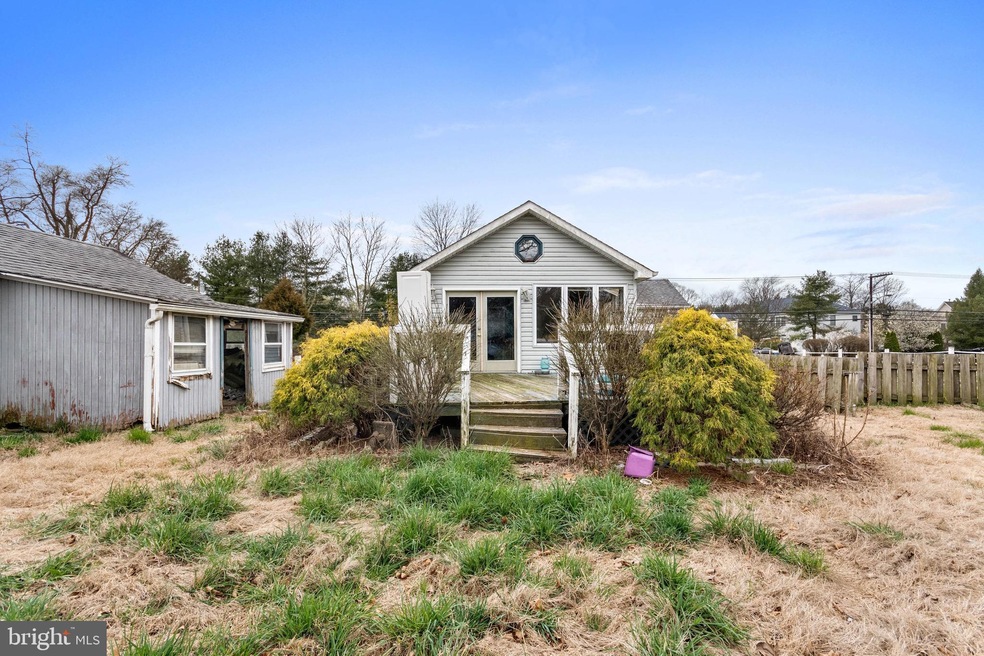 608 Mount Laurel Rd, Mount Laurel, NJ 08054 - photo 1