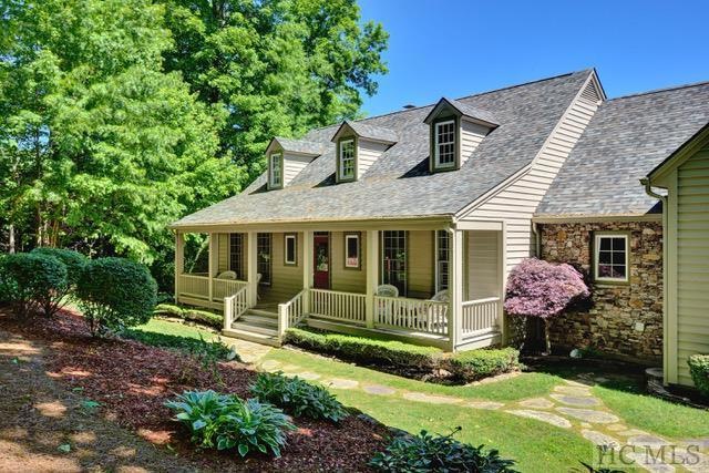 1159 W Rochester Dr, Cashiers, NC 28717 - photo 1