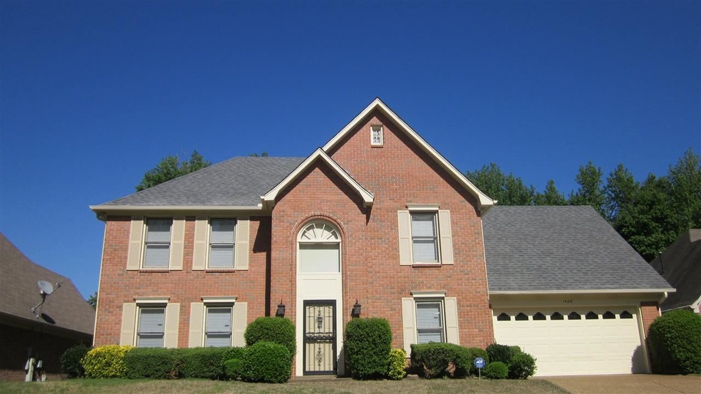 Mint Condition brick home with lots of square foot
