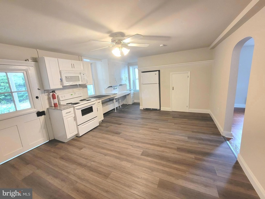 1644 W Philadelphia Ave unit C, Boyertown, PA 19512 - photo 1