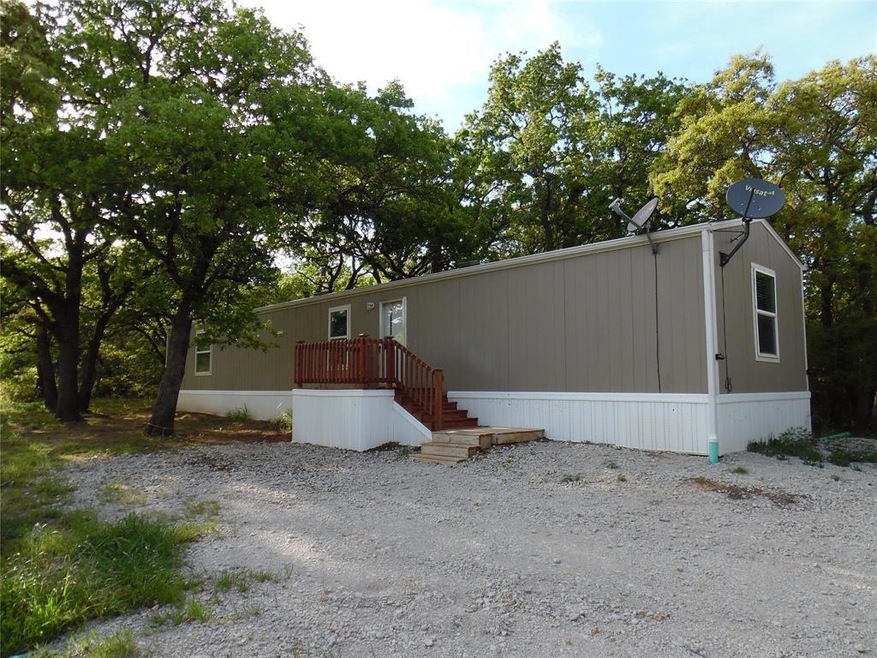 956 Agnes Cir, Springtown, TX 76082 - photo 1