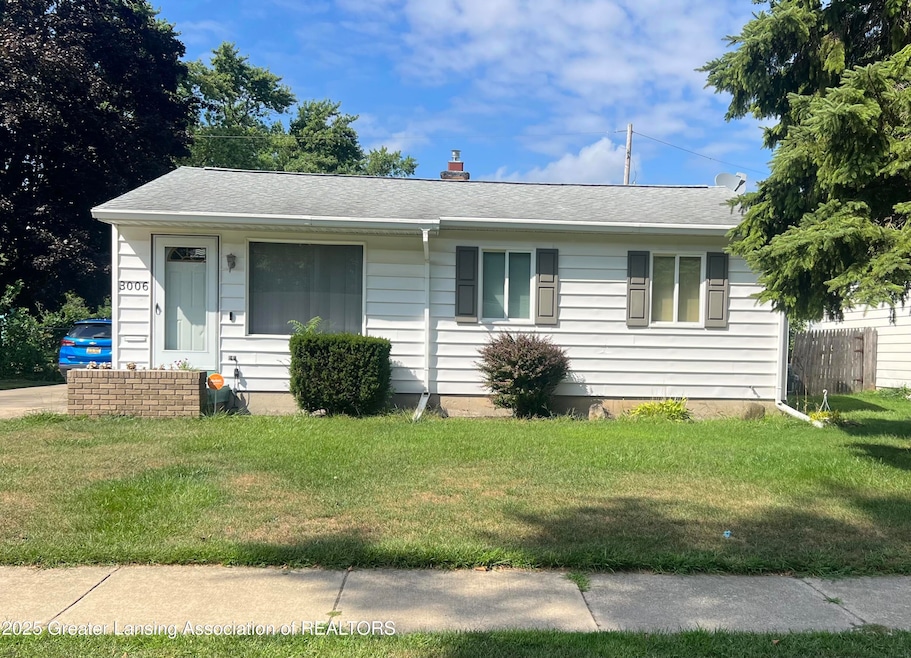 3006 Hillcrest St, Lansing, MI 48911 - photo 1