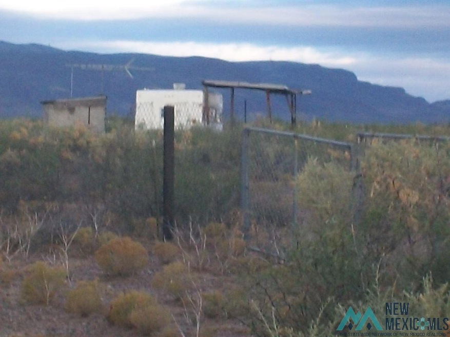 8990 Franklin Rd SE, Deming, NM 88030 - photo 1
