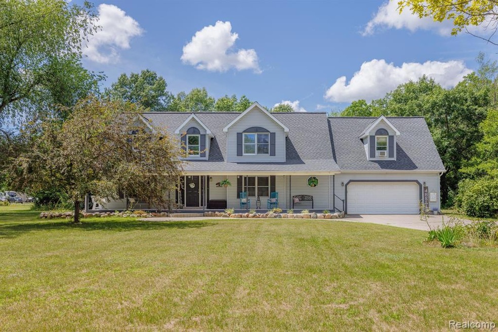 7335 Johnson Rd, Flushing, MI 48433 - photo 1