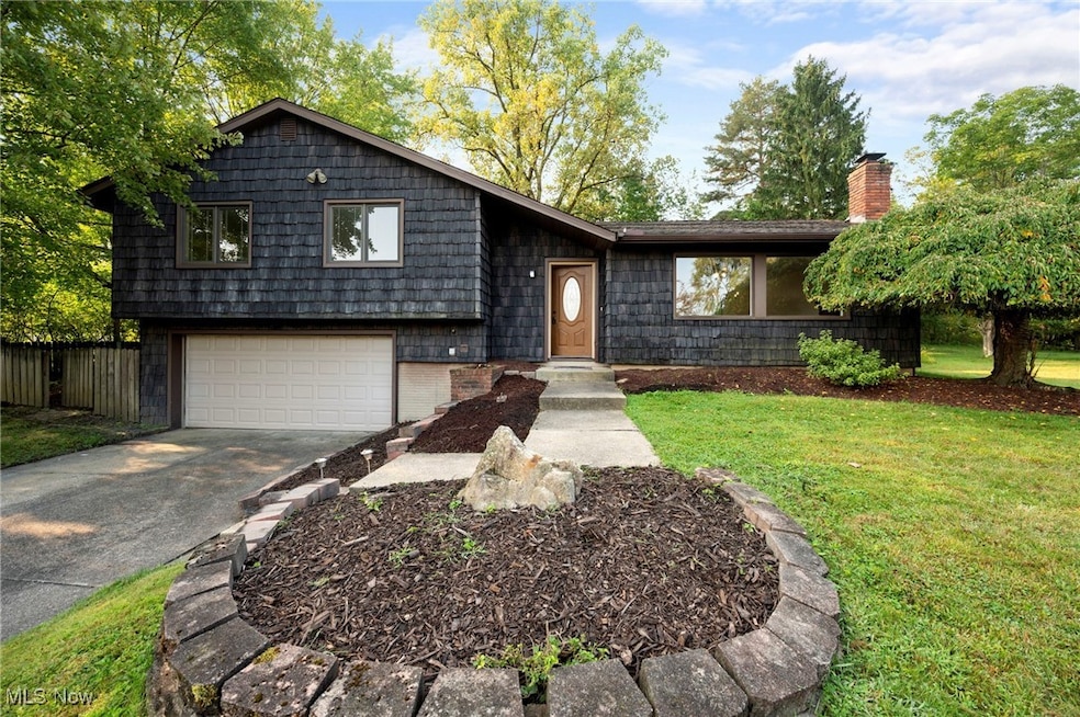 17159 Turkey Meadow Ln, Strongsville, OH 44136 - photo 1