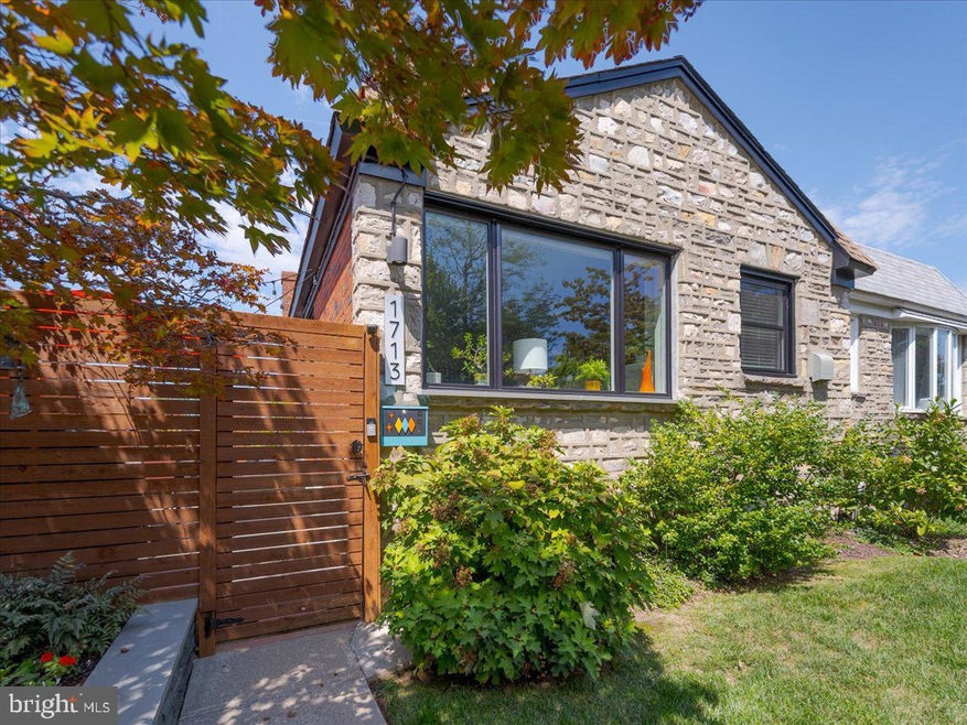 1713 Kendrick Ln, Norristown, PA 19401 - photo 1