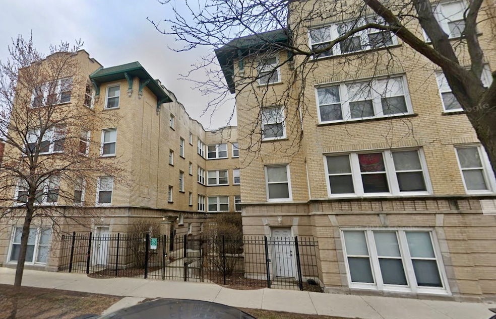4750 N Albany Ave unit 2, Chicago, IL 60625 - photo 1