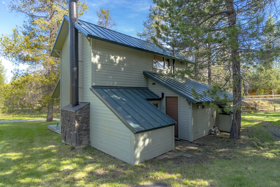 57581 Ranch Cabin Rd unit 5, Sunriver, OR 97707 - photo 1