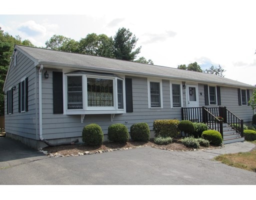 347 Forest St, Rockland, MA 02370 - photo 1