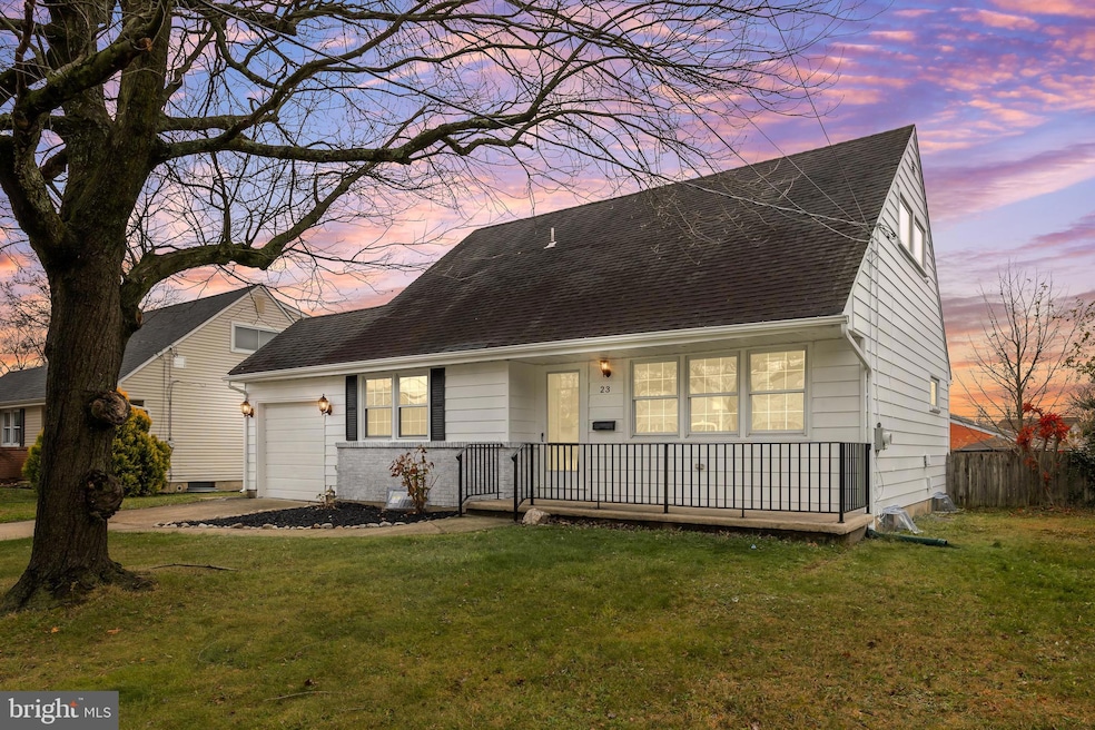 23 Mark Twain Dr, Trenton, NJ 08690 - photo 1