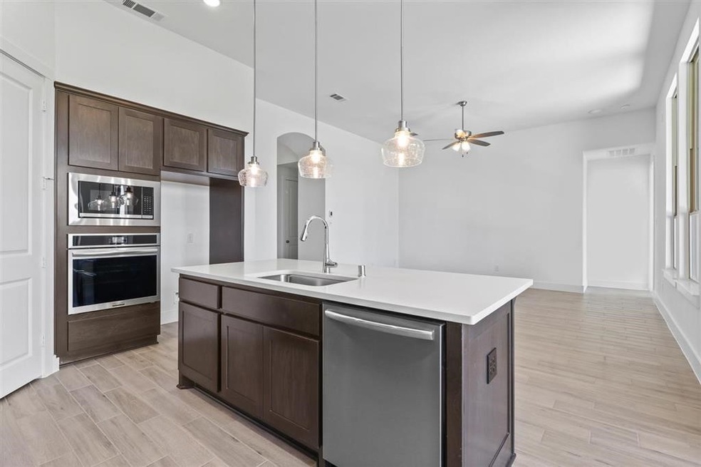 19258 Olive Heath Ln, Magnolia, TX 77355 - photo 1