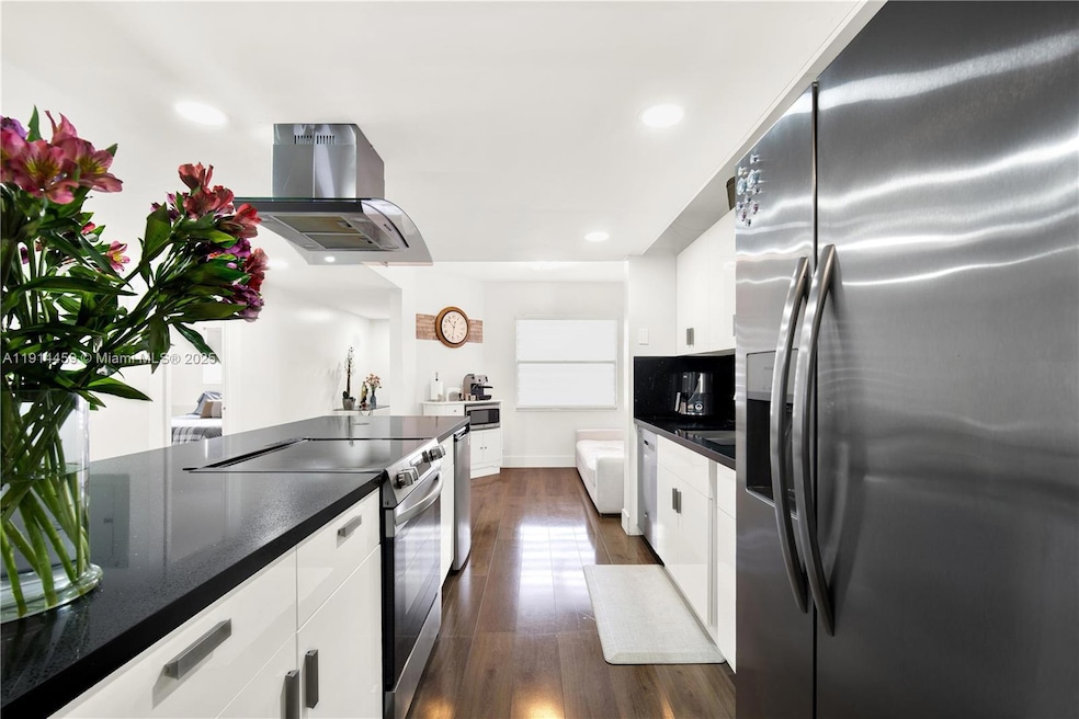 For Sale $298,000 • Co-Listing Agent