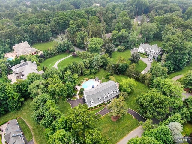 16 Old Acres Rd, Saddle River, NJ 07458 - photo 1