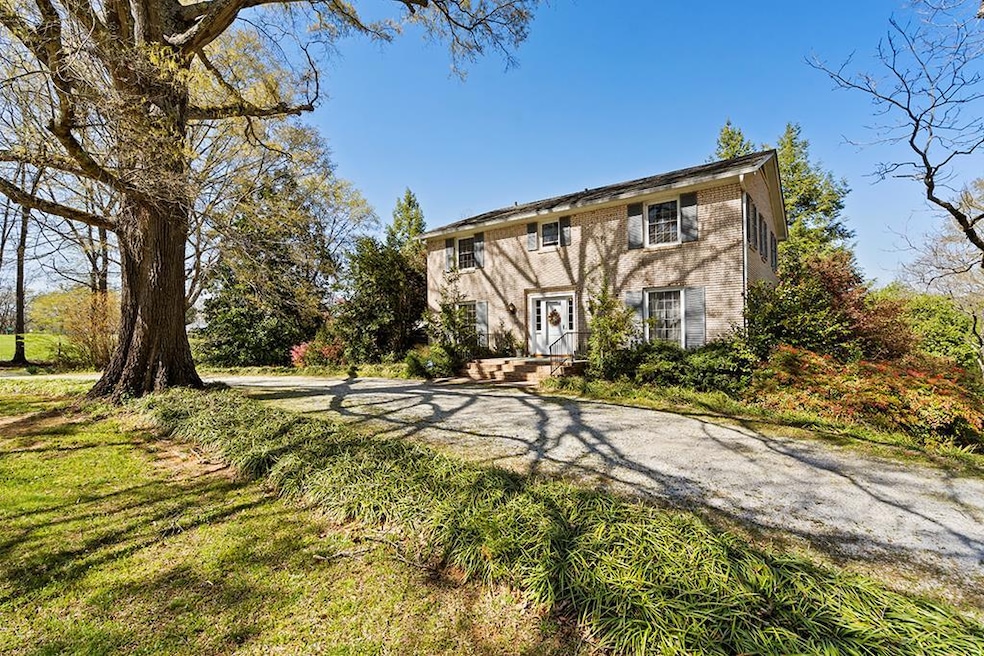 Sold $370,000