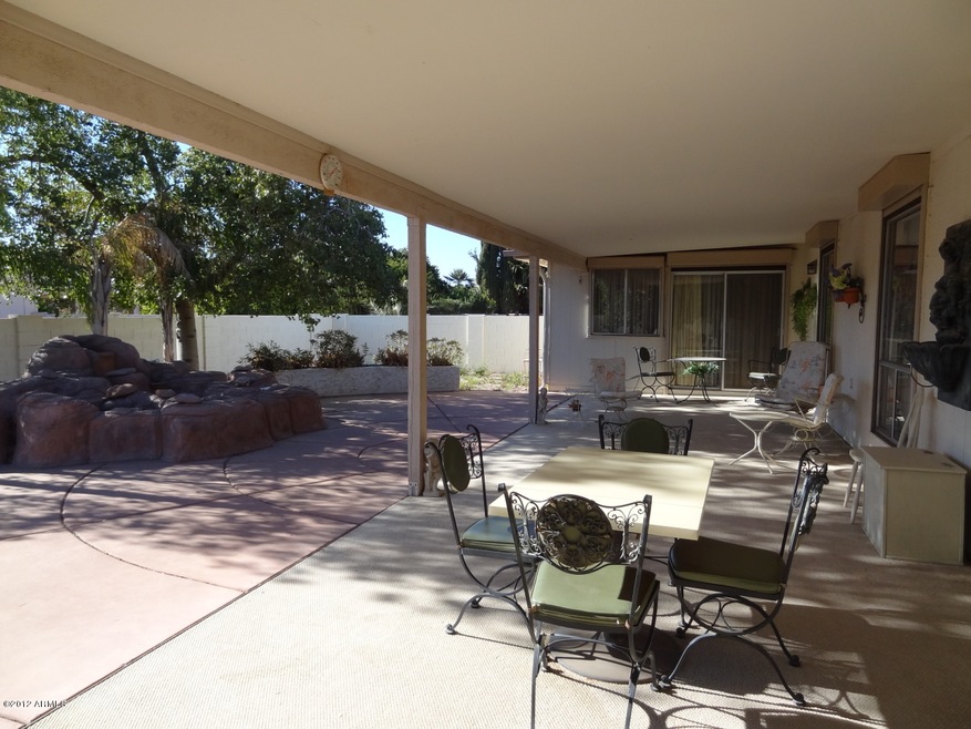 Lovely extended back Patio