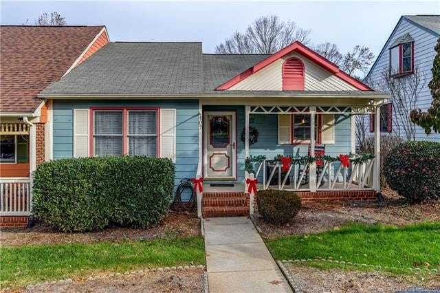 407 Windsor Ln, Statesville, NC 28677 - photo 1