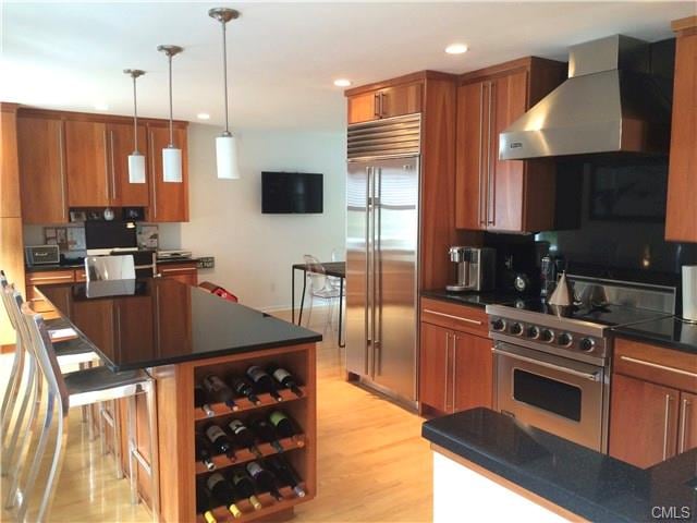 739 Redding Rd, Redding, CT 06896 - photo 1