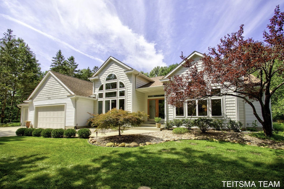 Sold $907,000 • Co-Listing Agent