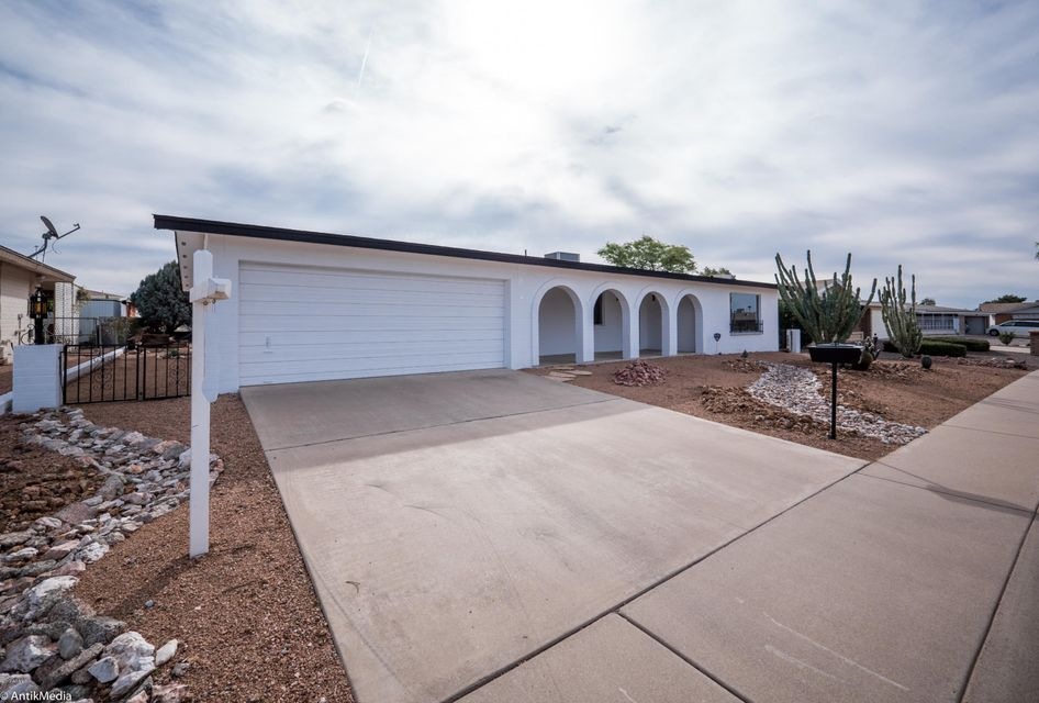 Large 2 Car Garage