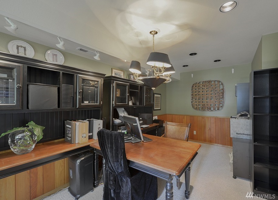 26510 8th Ave S, Des Moines, WA 98198 - photo 1