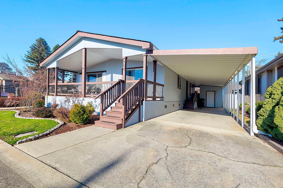 22-web-or-mls-759-hampton-way