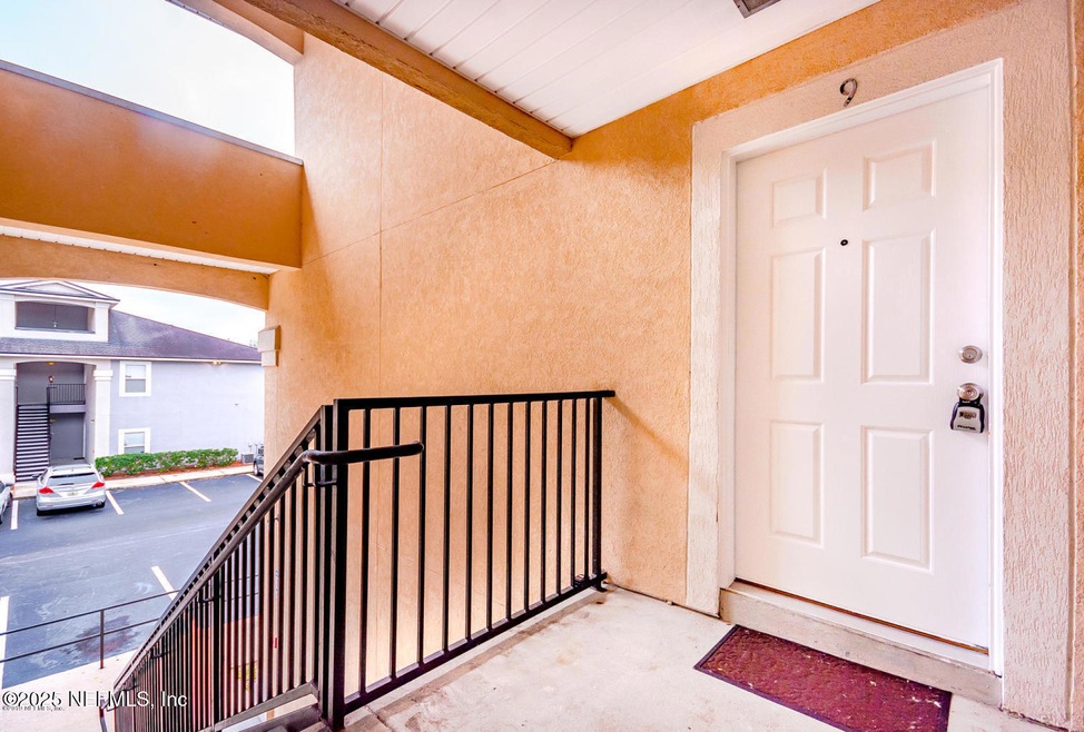 5101 Playpen Dr unit 69, Jacksonville, FL 32210 - photo 1
