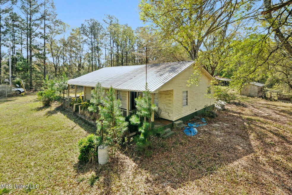 228 Rob Hunter Rd, Lucedale, MS 39452 - photo 1